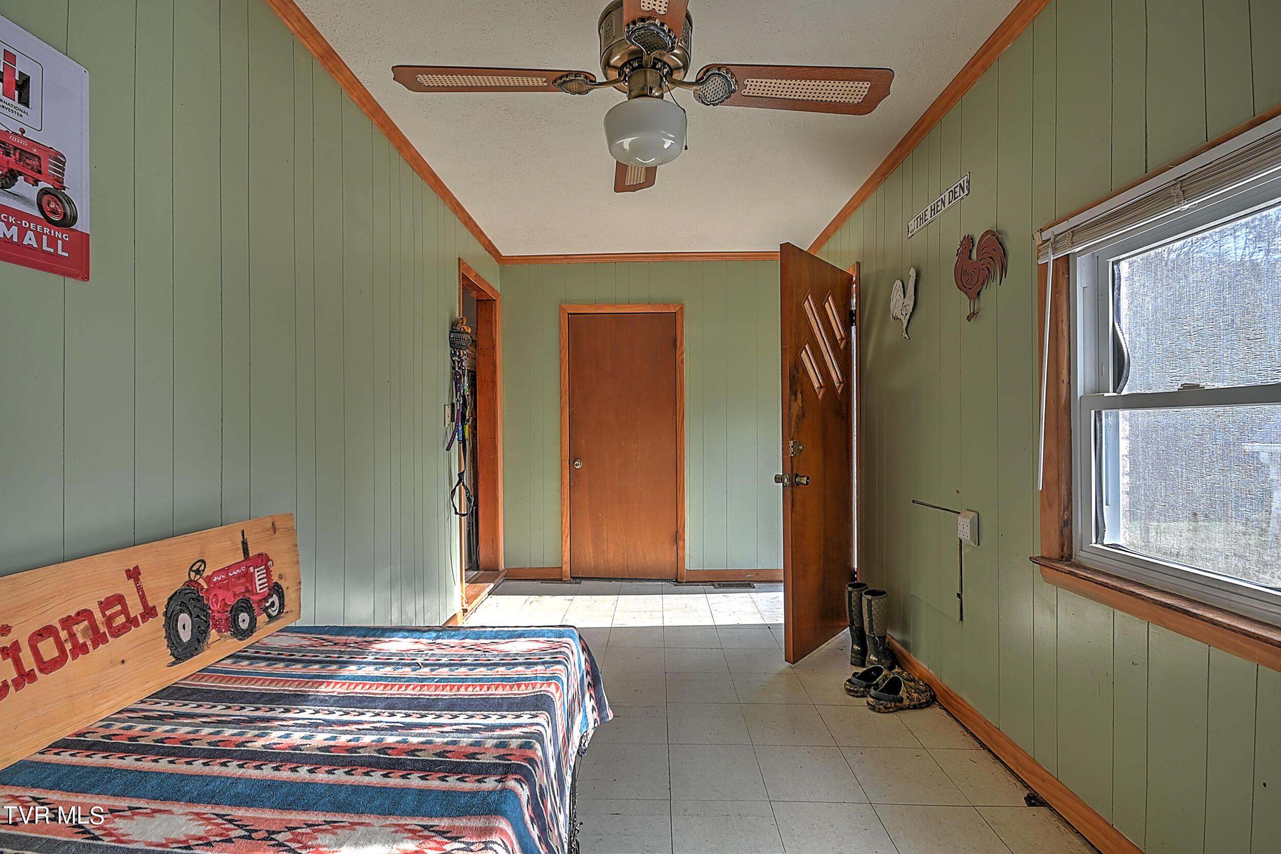 193 Tucker Hollow Road West Fall Branch, TN 37656 - Photo 28 of 37 193 Tucker Hollow AC-32