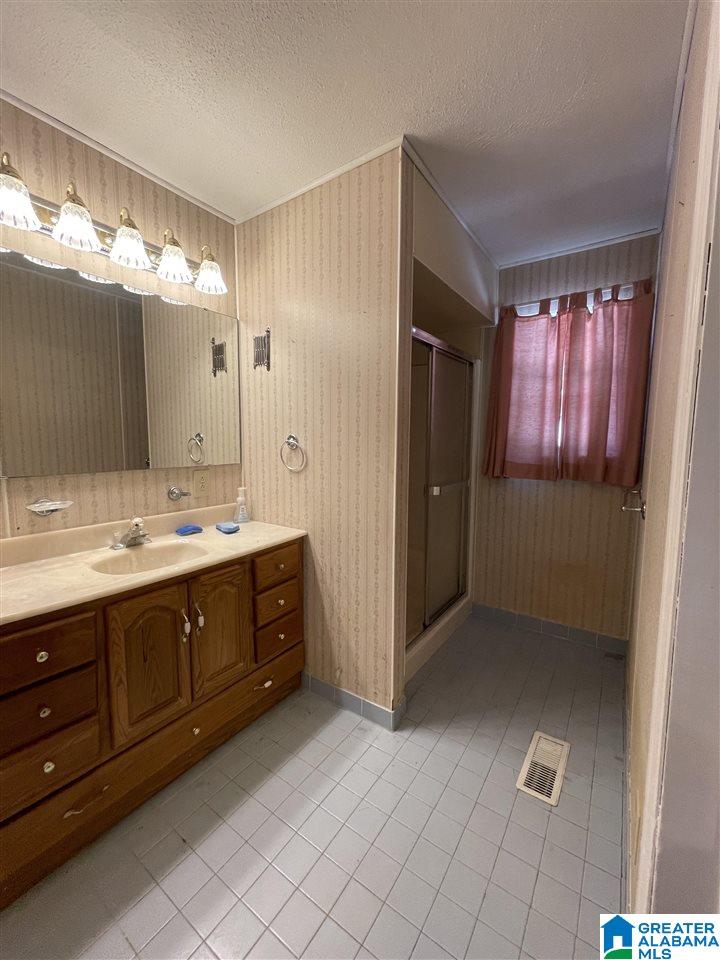 5133 Forestwood Road Adamsville, AL 35005 - Photo 7 of 27