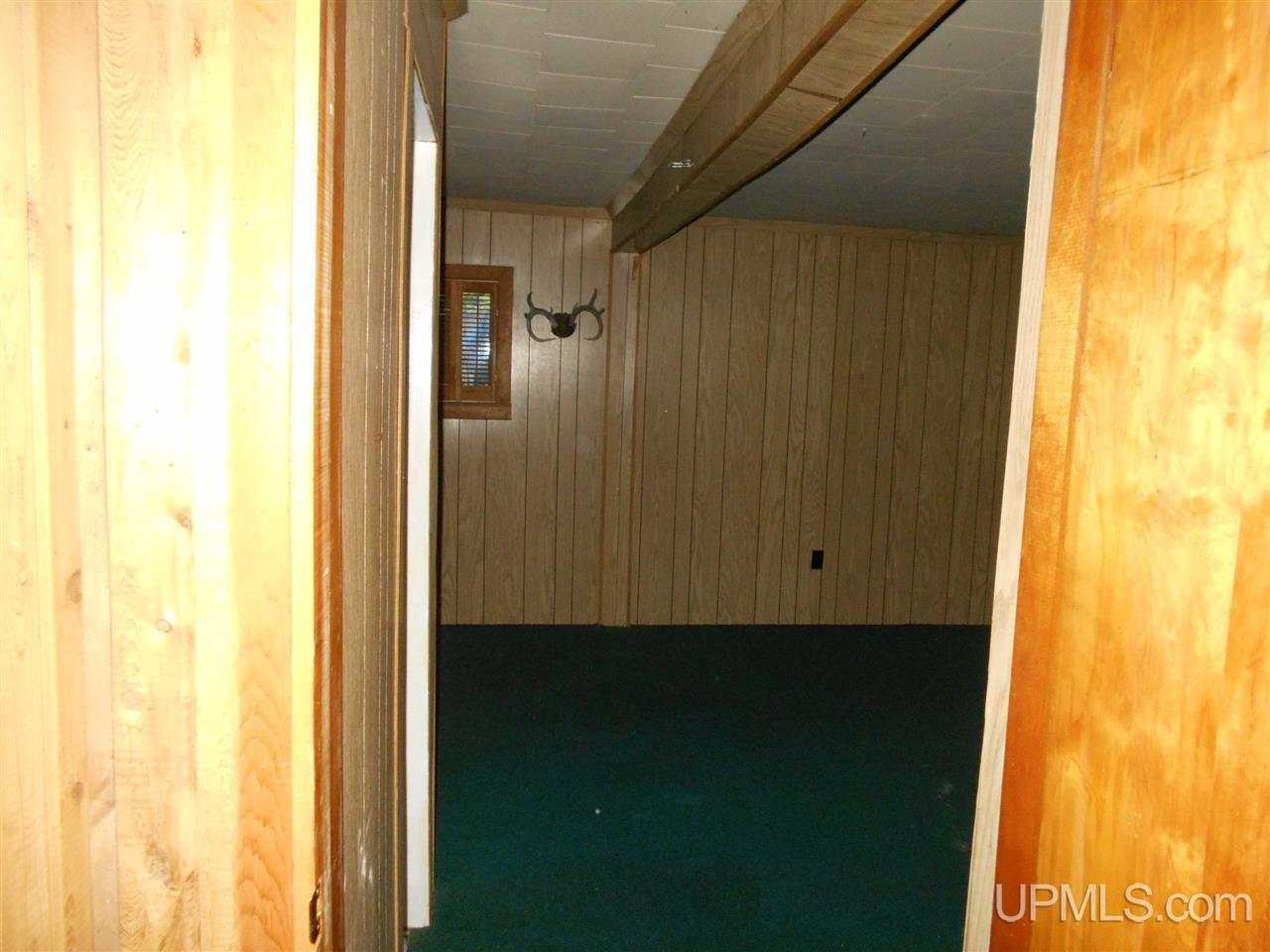 14081 Bayview Road Lanse, MI 49946 - Photo 9 of 30 Gallery Image 9