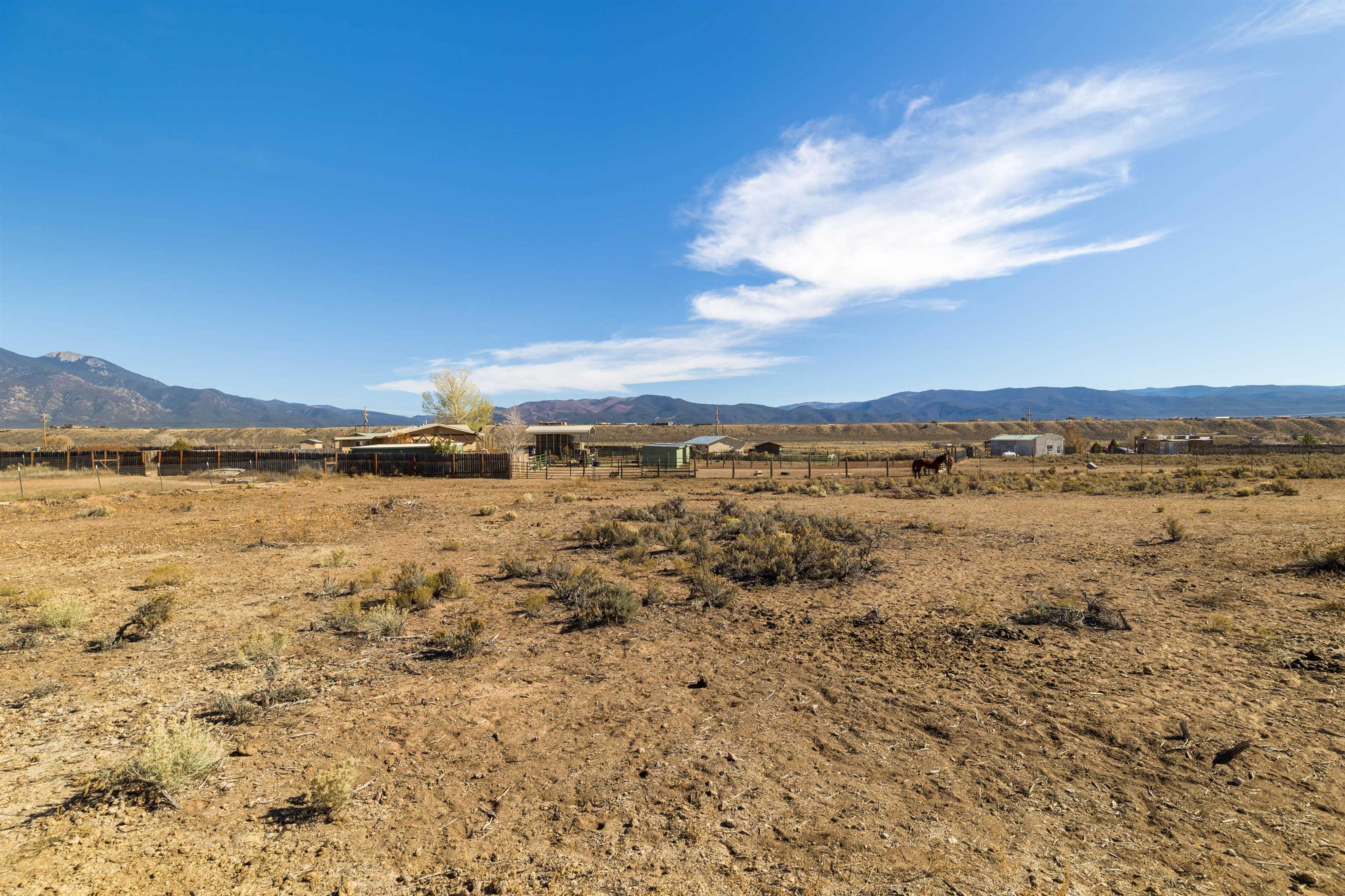 224 Lower Las Colonias Road El Prado, NM 87529 - Photo 30 of 32 Gallery Image 30