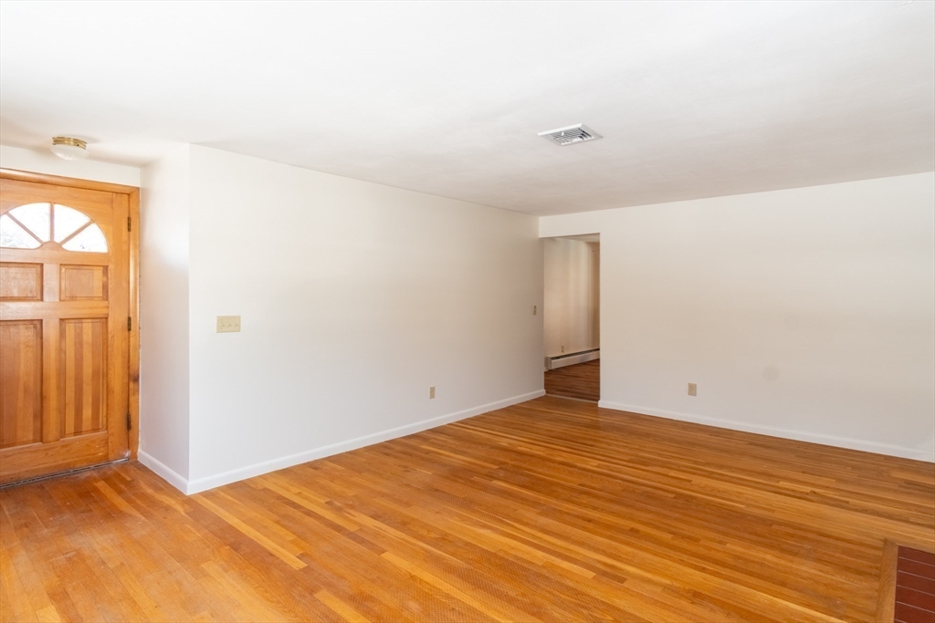 50 Oak Road Longmeadow, MA 01106 - Photo 14 of 37 a view of an empty room