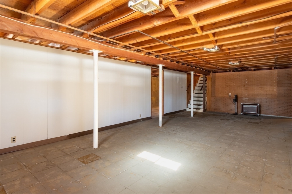 50 Oak Road Longmeadow, MA 01106 - Photo 22 of 37 a view of a room with gym equipment