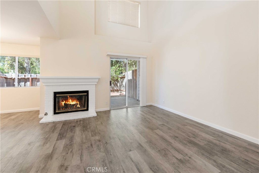2762 Erringer Road, Unit 15 Simi Valley, CA 93065 - Photo 32 of 32 Gallery Image 32