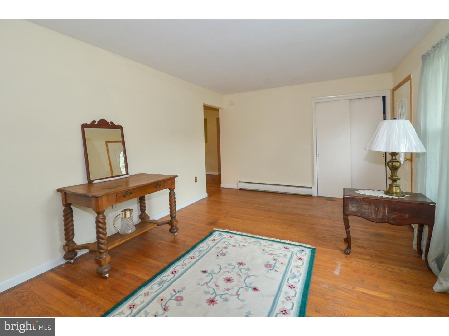 26 Borton Road Audubon, PA 19403 - Photo 4 of 21 Gallery Image 4