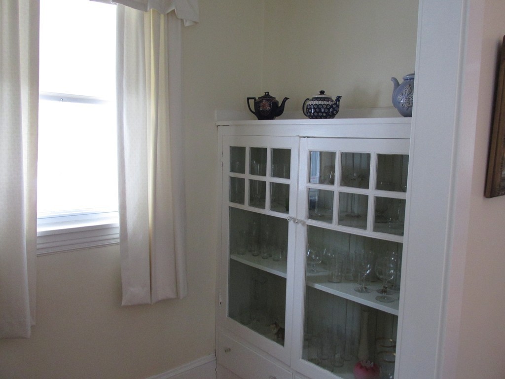 9 Pomona Road Worcester, MA 01602 - Photo 8 of 29 a view of walk in closet