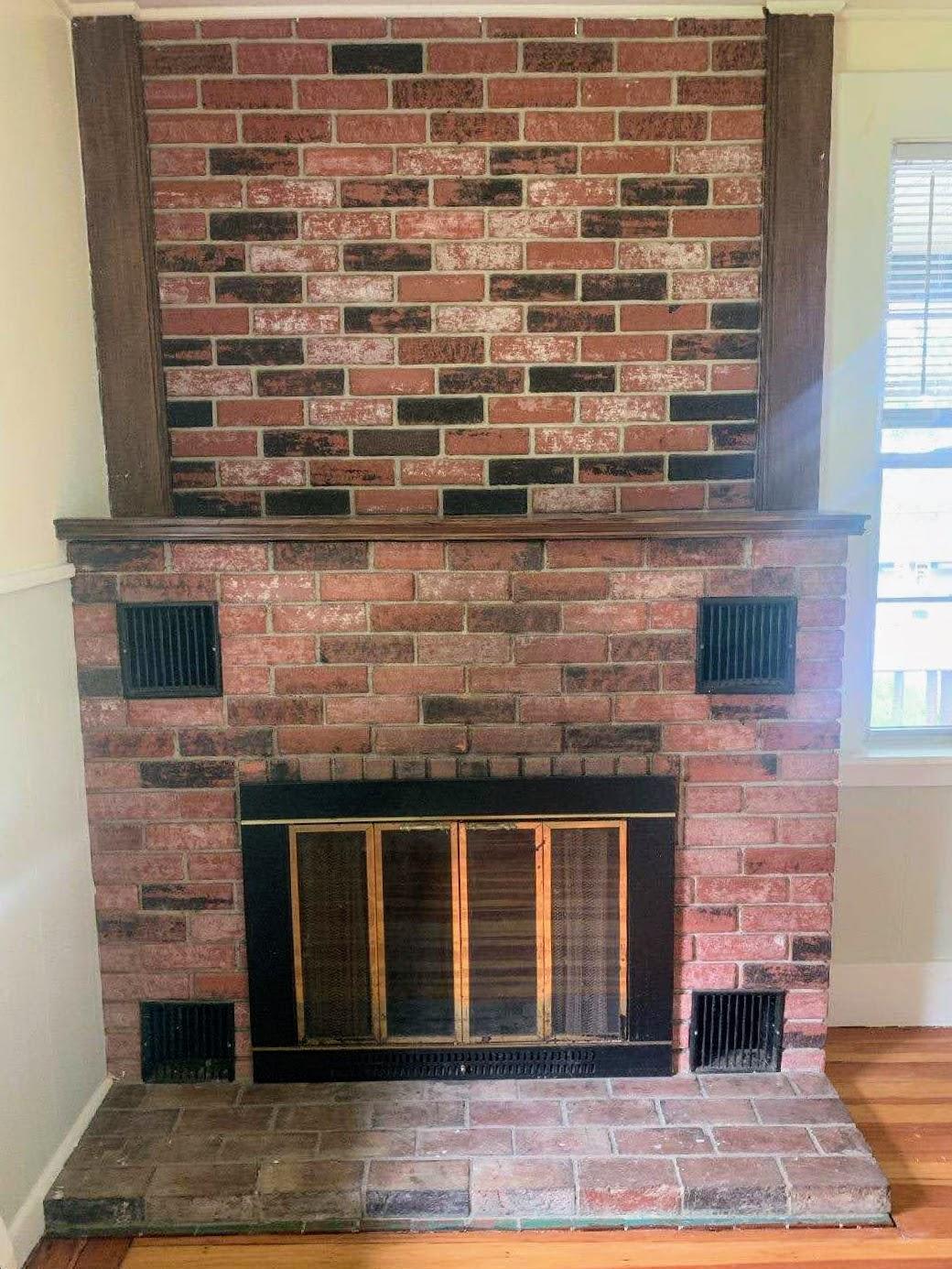 187 Bath Road Wiscasset, ME 04578 - Photo 7 of 19 Fireplace in Front Room