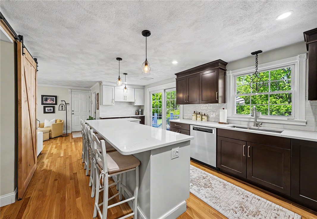 239 Abbott Run Valley Road Cumberland, RI 02864 - Photo 8 of 46