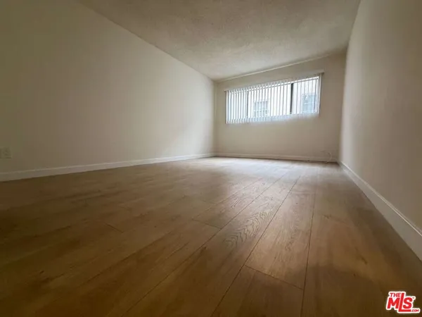 $2,895 | 848 South Holt Avenue, Unit 203, Los Angeles, CA 90035