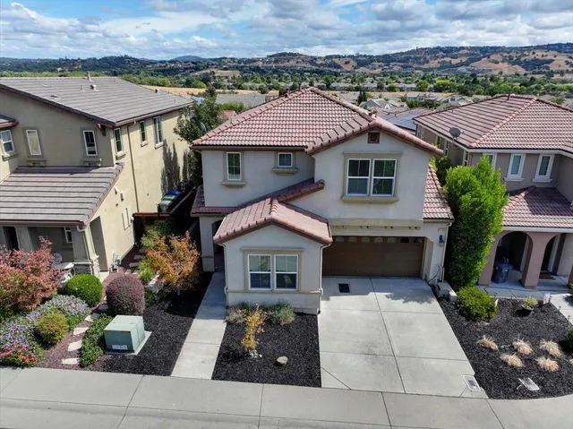 $725,000 | 1480 Bicker Circle, Folsom, CA 95630