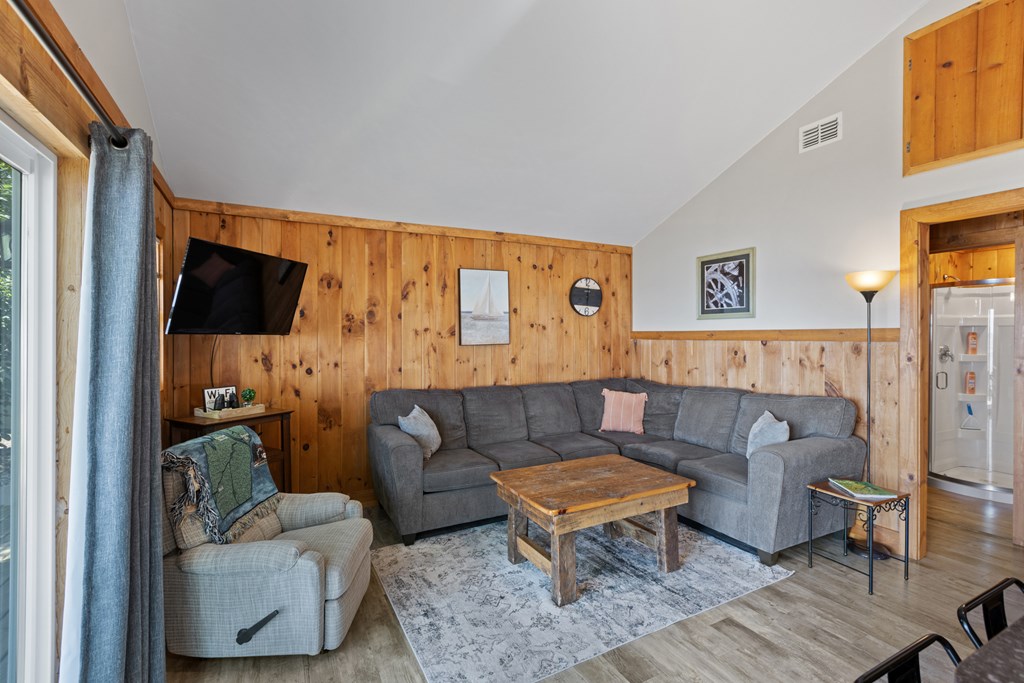 3970 Sand Bay Point Road Sturgeon Bay, WI 54235 - Photo 5 of 31 Gallery Image 5