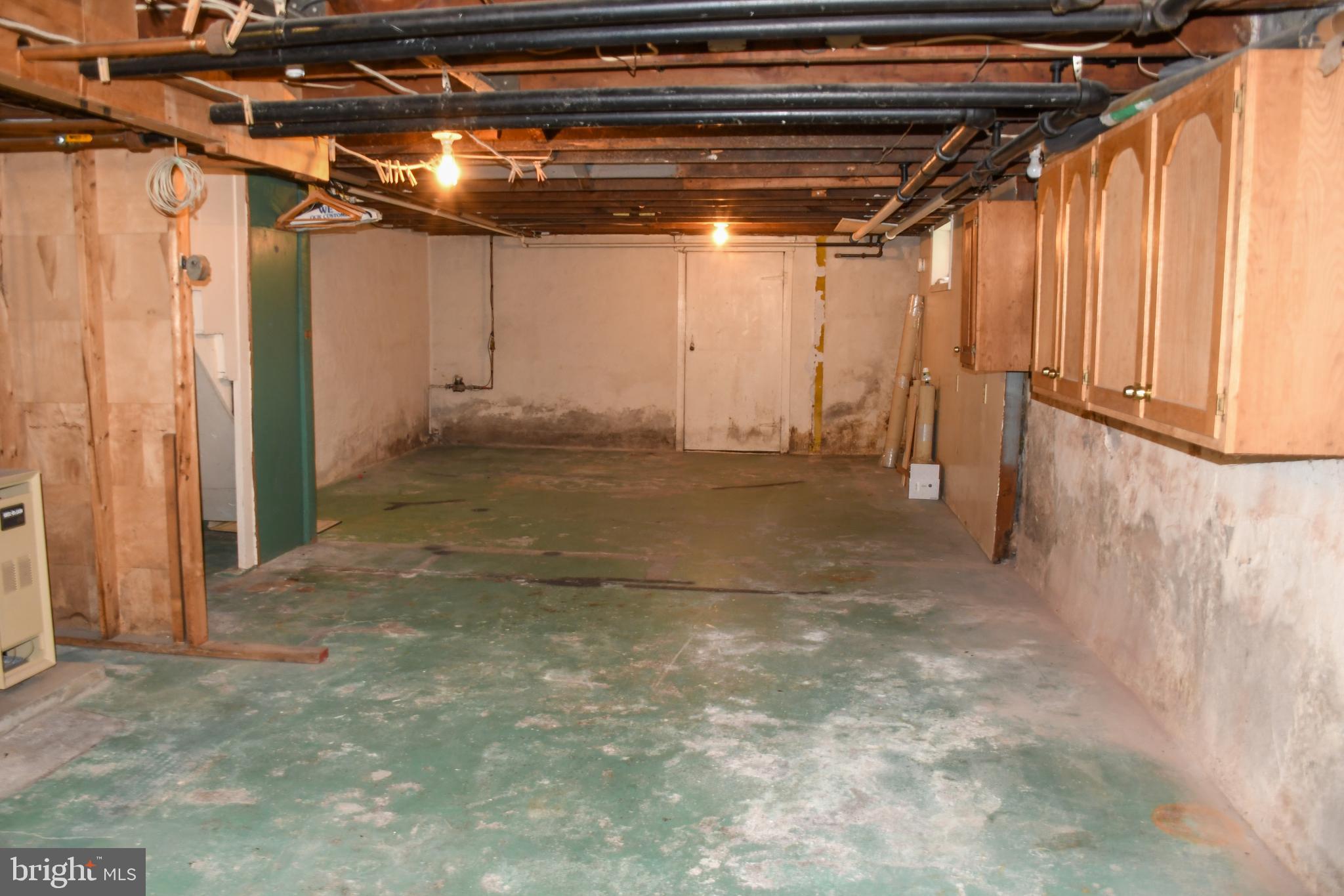 4 East Elm Street Reading, PA 19607 - Photo 21 of 27 Basement