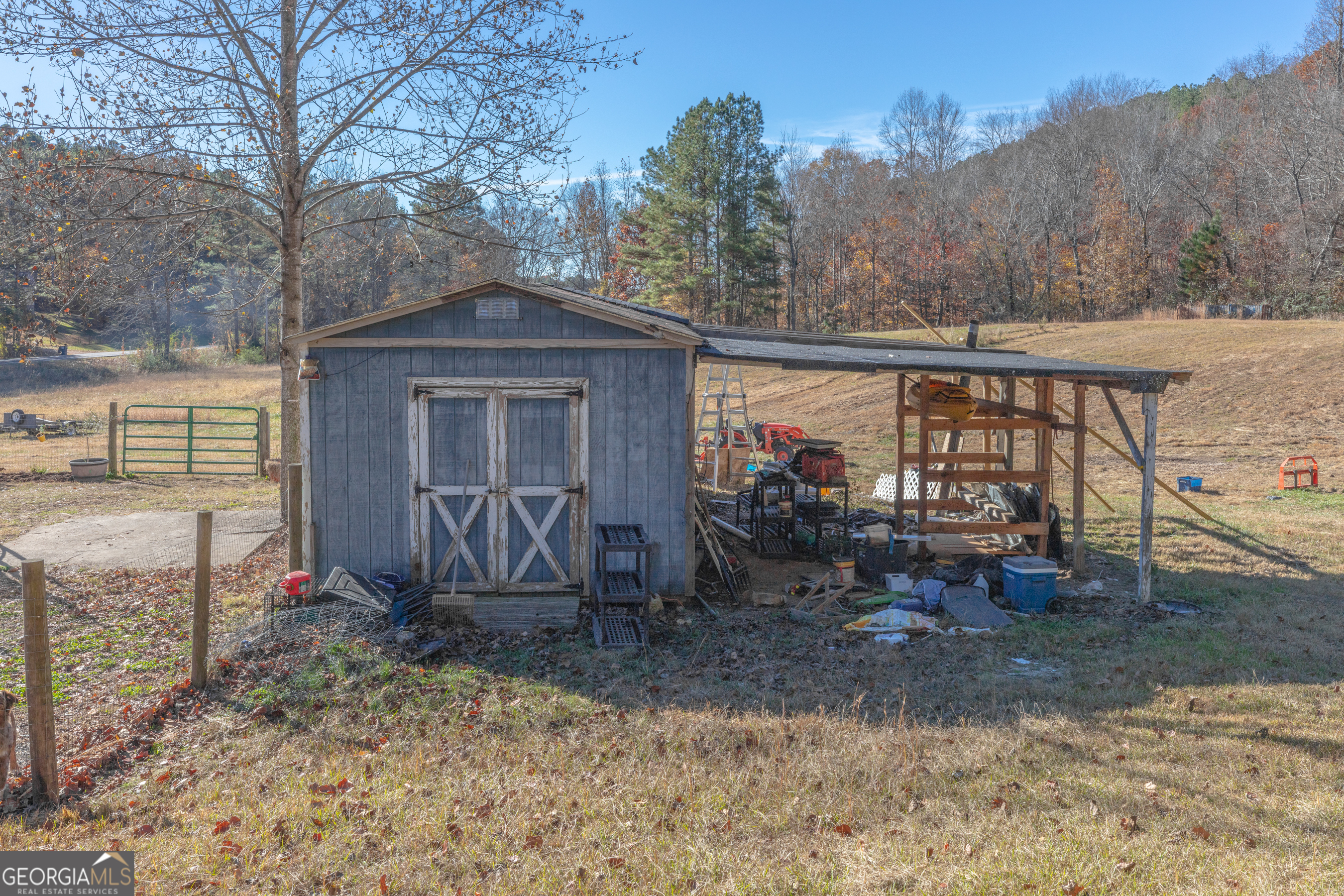 1144 Ridgeway Road LaFayette, GA 30728 - Photo 39 of 66 a front view of a house with garden