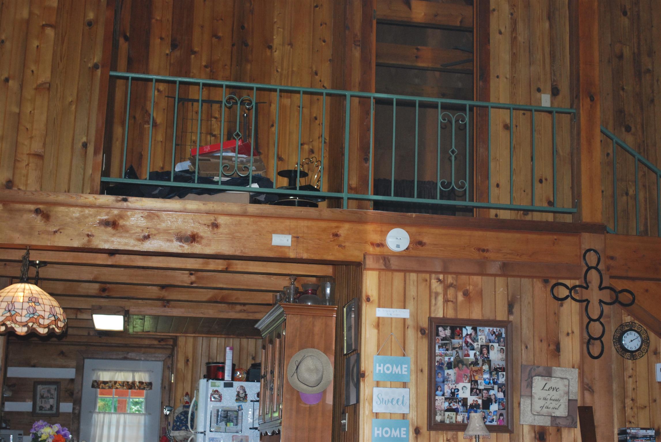 5729 Keysburg Road Adams, TN 37010 - Photo 16 of 30 a room with lots of different colored cloths