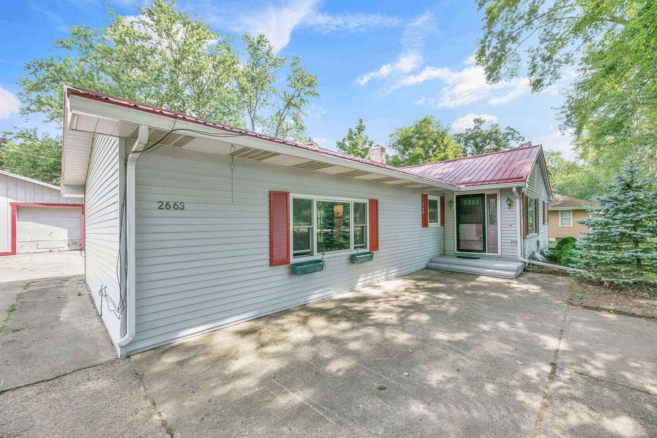 2663 Huntly Road Niles, MI 49120 - Photo 2 of 28 0D6A2838