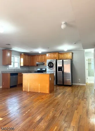$2,000 | 104 Luttgen Place, Unit 4, Linden, NJ 07036