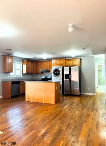 $2,000 | 104 Luttgen Place, Unit 4, Linden, NJ 07036