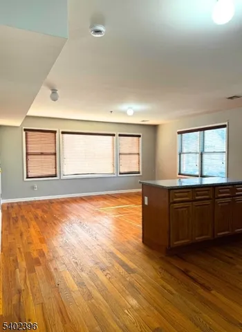 $2,000 | 104 Luttgen Place, Unit 4, Linden, NJ 07036