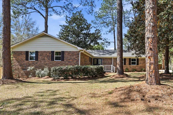 $359,900 | 2805 Tipperary Drive, Tallahassee, FL 32309