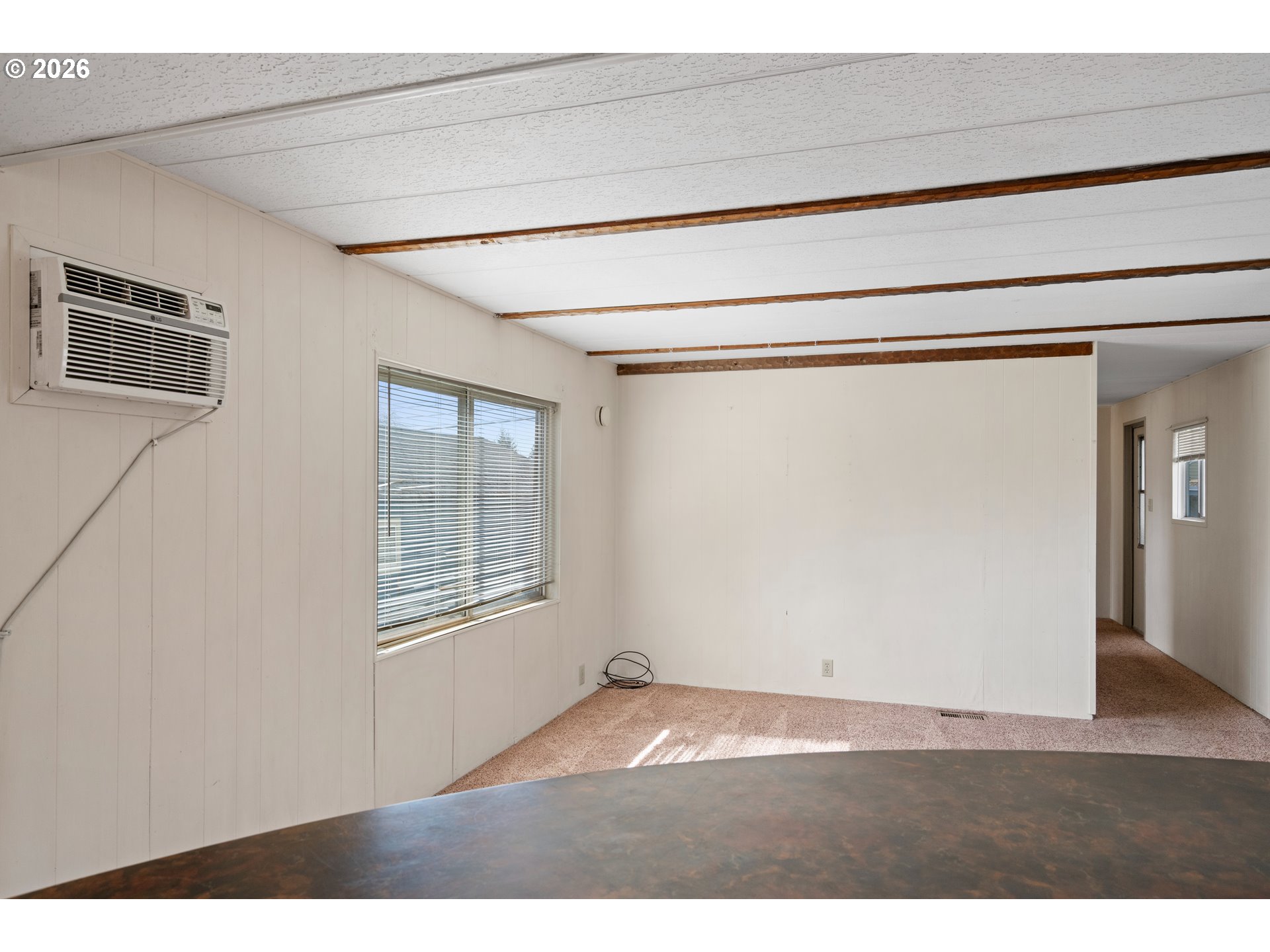 1566 Laura Street Springfield, OR 97477 - Photo 17 of 37