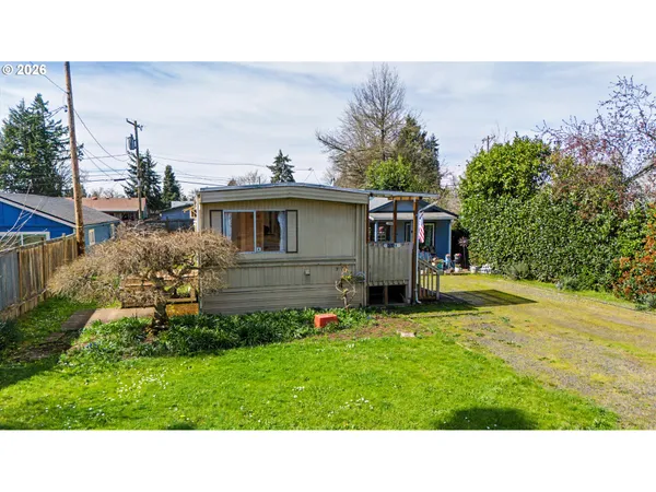 $299,900 | 1566 Laura Street, Springfield, OR 97477