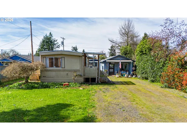 $299,900 | 1566 Laura Street, Springfield, OR 97477
