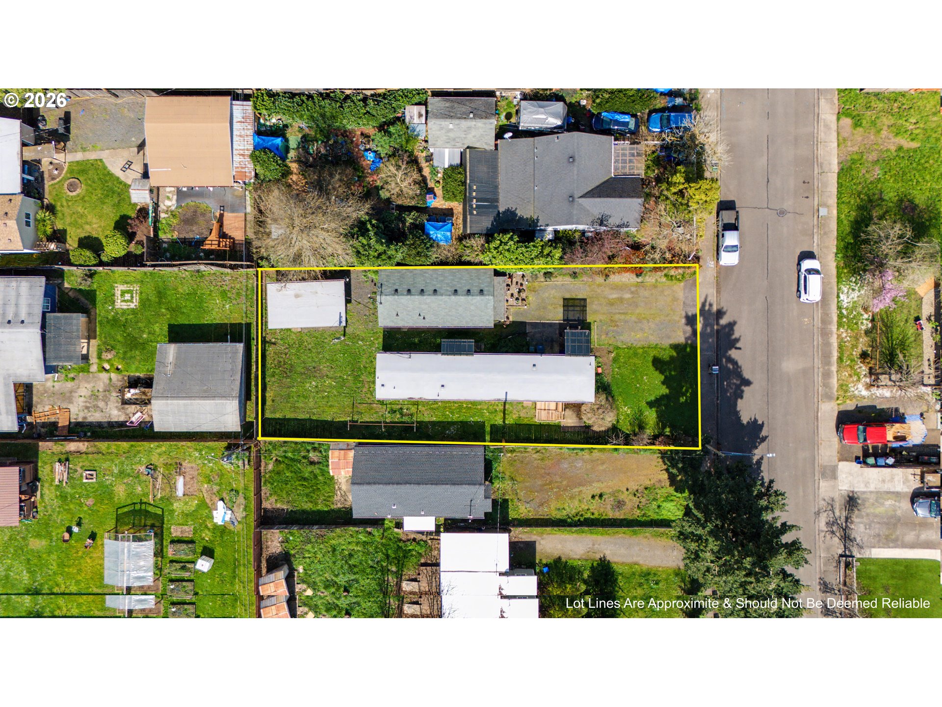 1566 Laura Street Springfield, OR 97477 - Photo 28 of 37