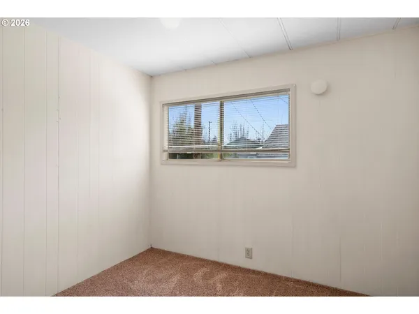 $299,900 | 1566 Laura Street, Springfield, OR 97477