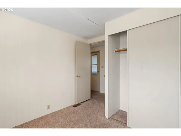 $299,900 | 1566 Laura Street, Springfield, OR 97477