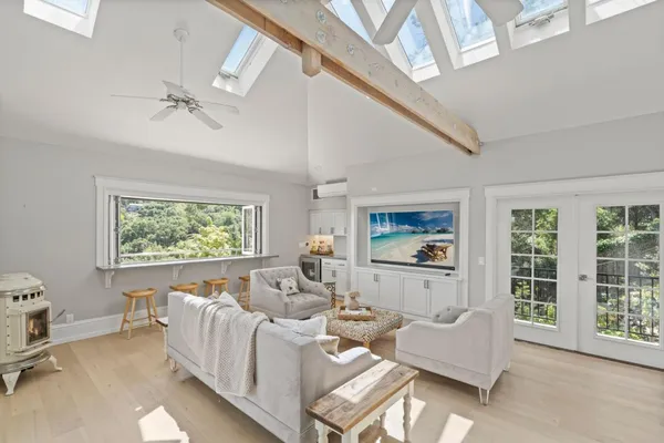 $4,388,888 | 145 Central Avenue, Los Gatos, CA 95030