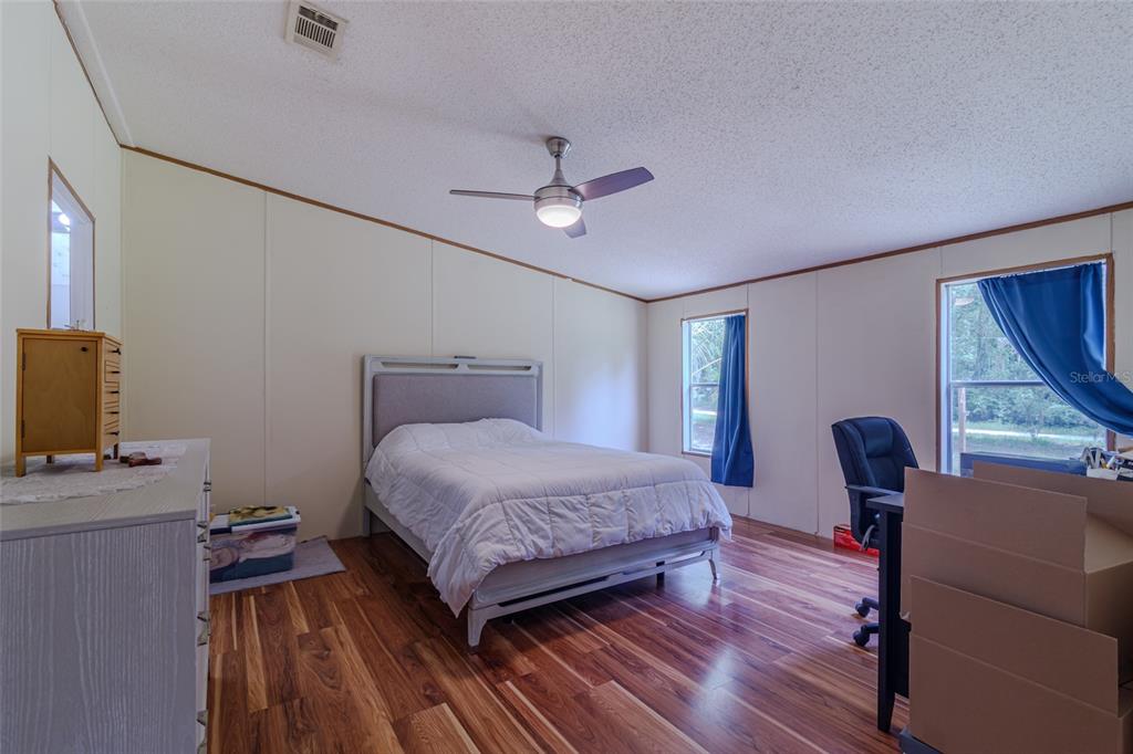 19050 Northeast 3rd Court Citra, FL 32113 - Photo 6 of 23