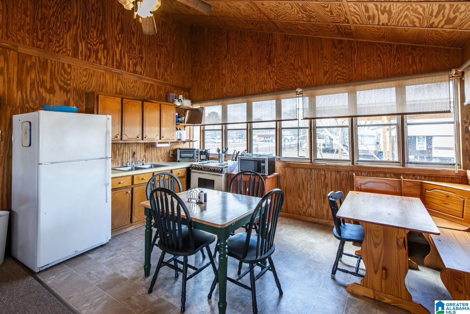 98 County Road 508, Unit 10 Centre, AL 35960 - Photo 10 of 28