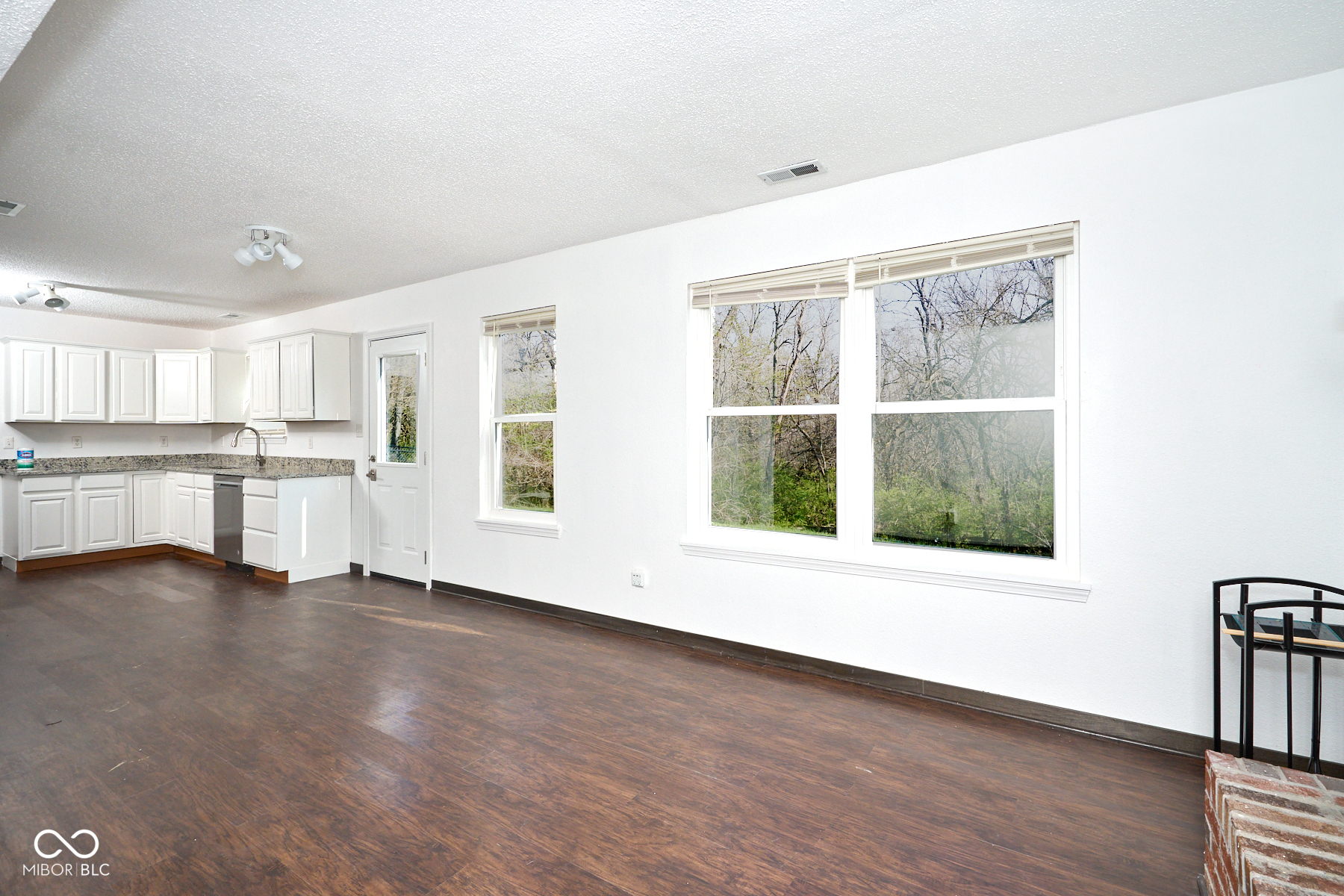 5424 Milhouse Road Indianapolis, IN 46221 - Photo 11 of 48 Gallery Image 11