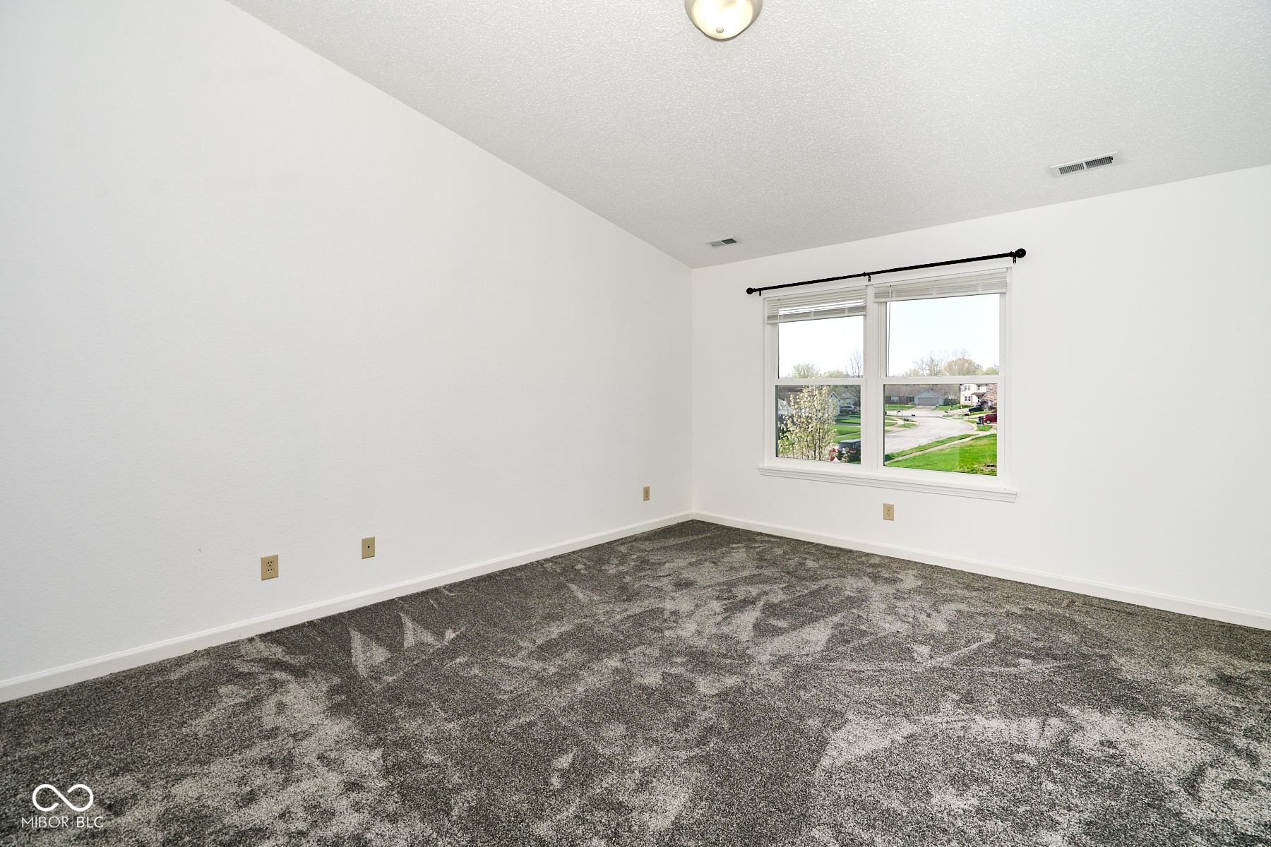 5424 Milhouse Road Indianapolis, IN 46221 - Photo 41 of 48 Gallery Image 41