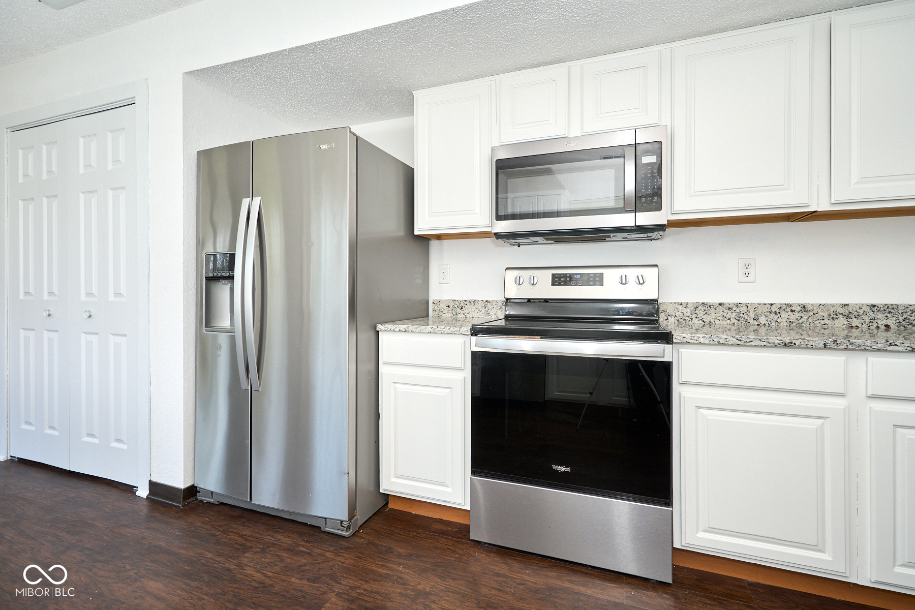 5424 Milhouse Road Indianapolis, IN 46221 - Photo 7 of 48 Gallery Image 7