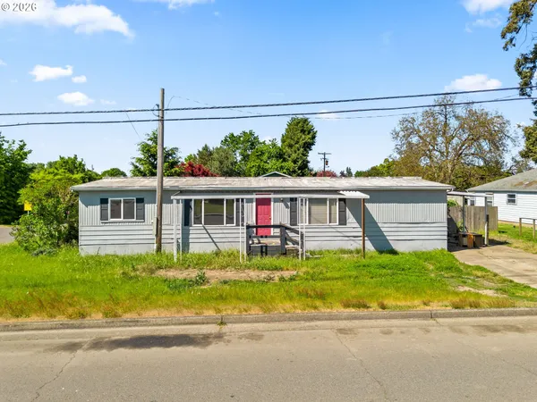 $189,000 | 1596 West 10th Avenue, Junction City, OR 97448