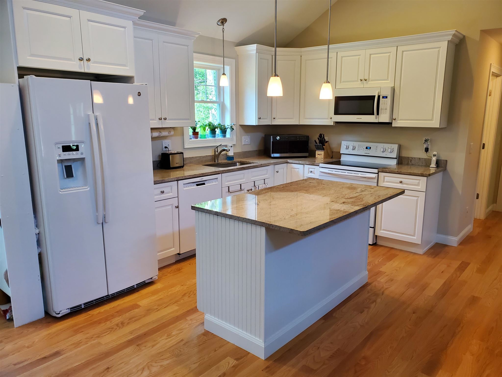 20 New Boston Road Kingston, NH 03848 - Photo 8 of 33 Gallery Image 8