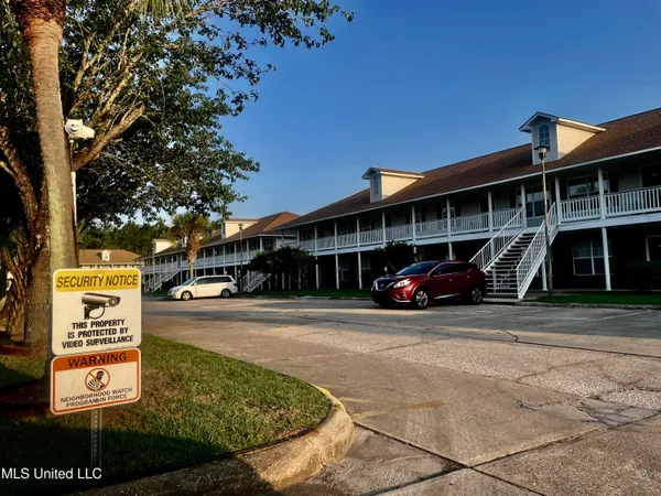 $1,175 | Undisclosed Address, Gautier, MS 39553