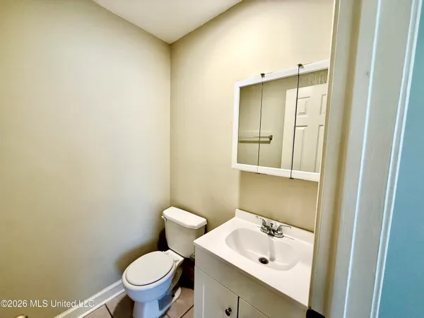 $1,175 | Undisclosed Address, Gautier, MS 39553