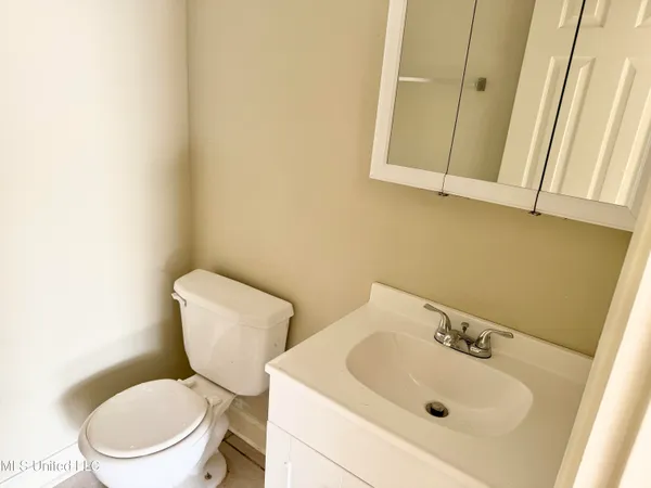 $1,175 | Undisclosed Address, Gautier, MS 39553