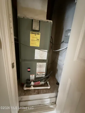 $1,175 | Undisclosed Address, Gautier, MS 39553