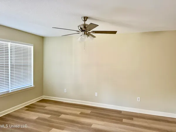 $1,175 | Undisclosed Address, Gautier, MS 39553