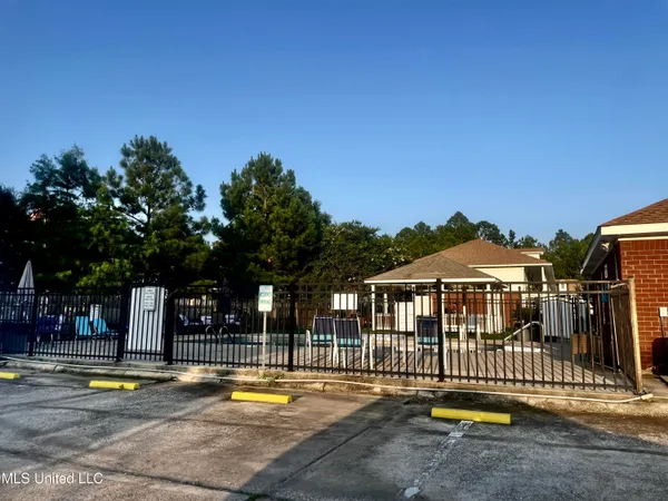 $1,175 | Undisclosed Address, Gautier, MS 39553