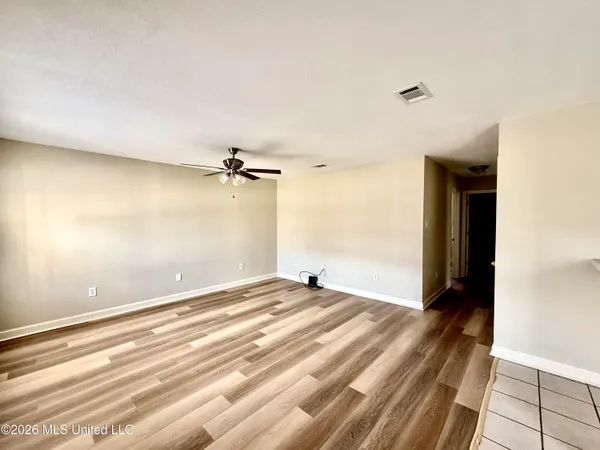 $1,175 | Undisclosed Address, Gautier, MS 39553