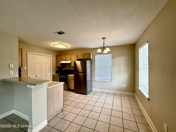 $1,175 | Undisclosed Address, Gautier, MS 39553