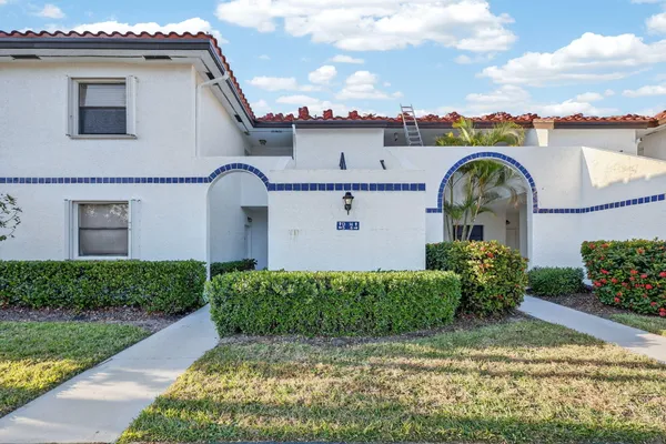 $355,000 | 6101 Southeast Landing Way, Unit 5, Stuart, FL 34997