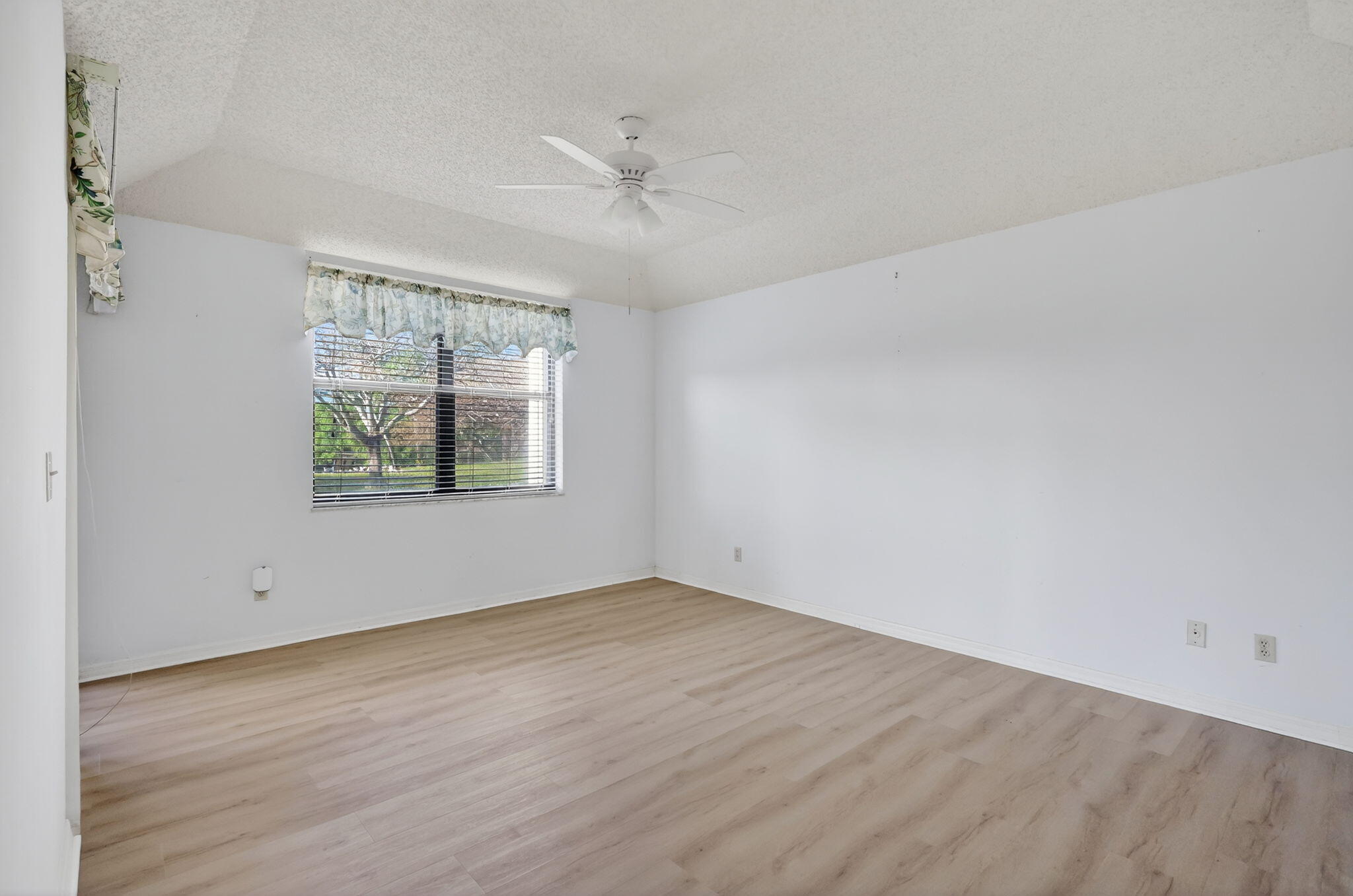 6101 Southeast Landing Way, Unit 5 Stuart, FL 34997 - Photo 24 of 40 17-web-or-mls-7R7A1687