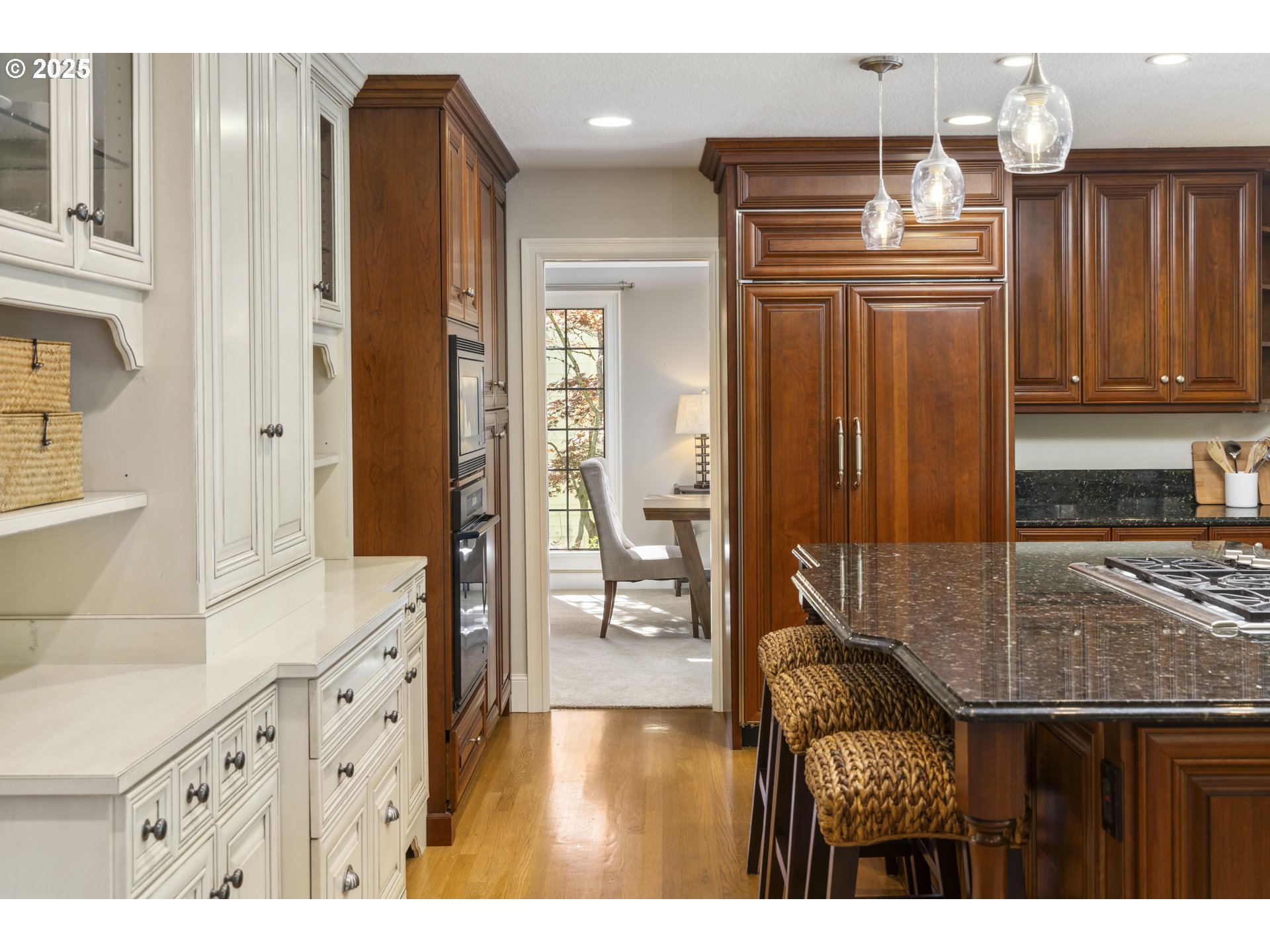 2757 Rivendell Road Lake Oswego, OR 97034 - Photo 12 of 46 Gallery Image 12