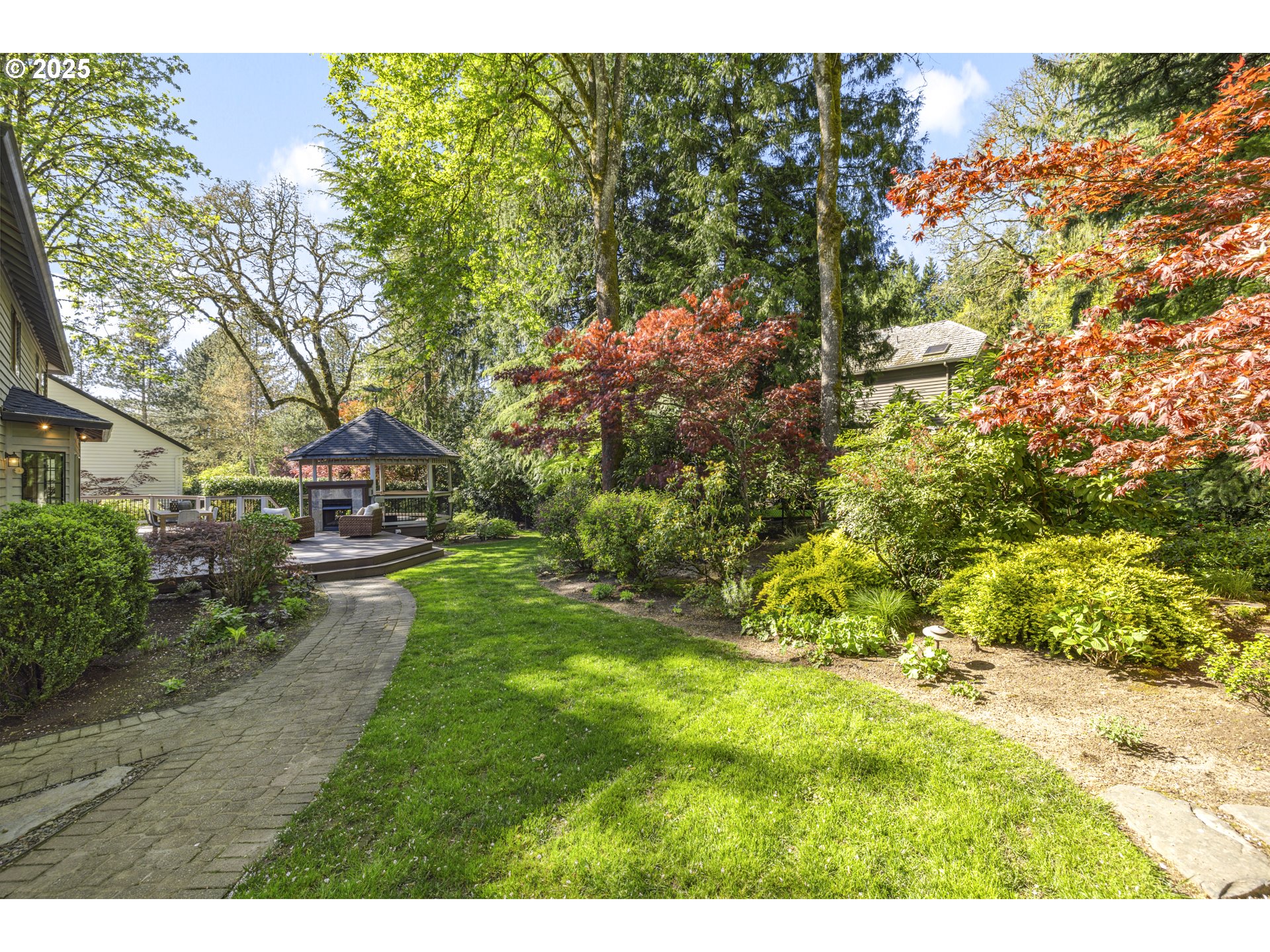 2757 Rivendell Road Lake Oswego, OR 97034 - Photo 44 of 46 Gallery Image 44