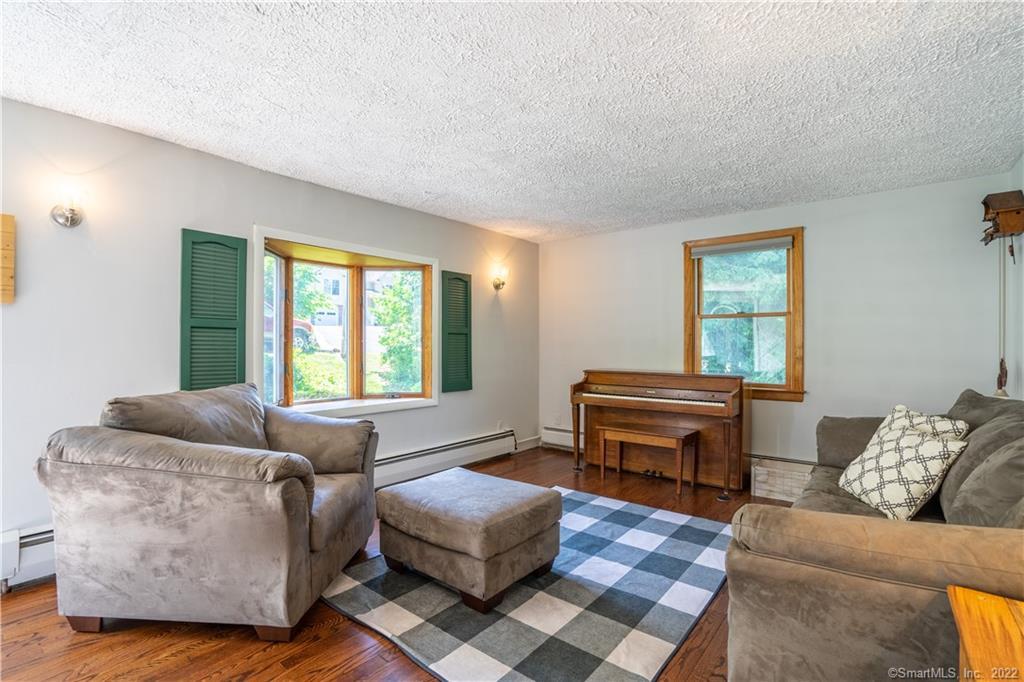 39 Winslow Road Cheshire, CT 06410 - Photo 13 of 39