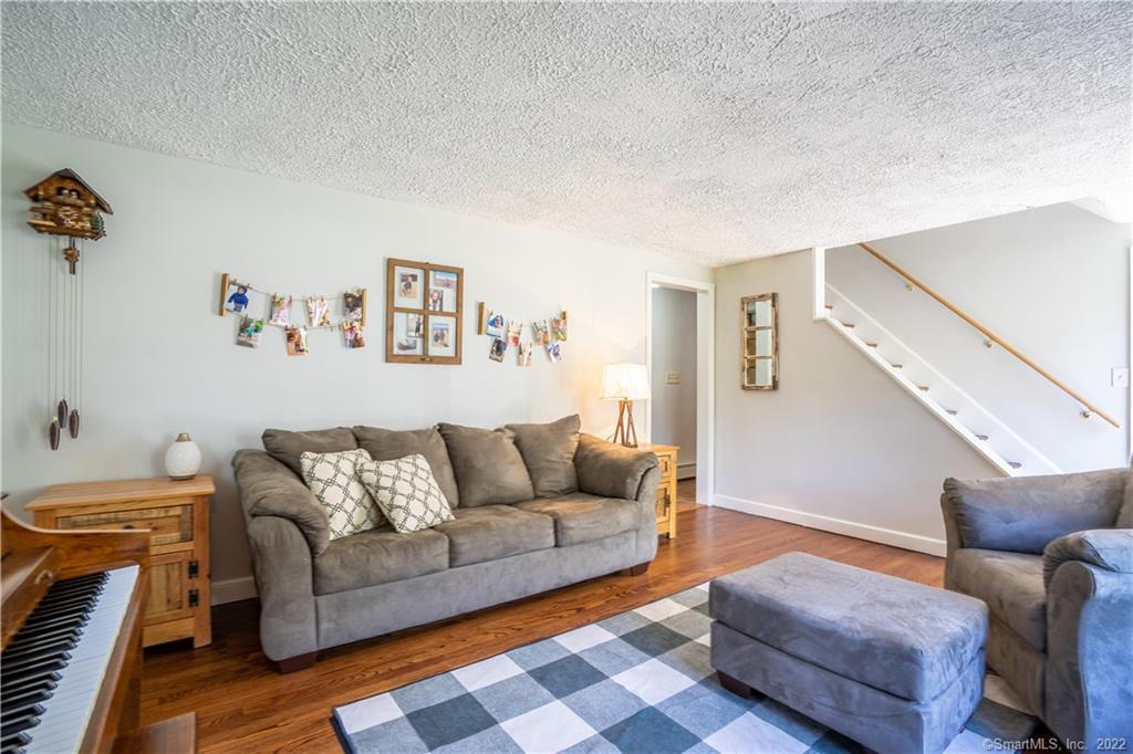 39 Winslow Road Cheshire, CT 06410 - Photo 14 of 39